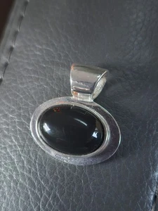 Vintage black onyx pendant Signed Roman on sterling - Picture 1 of 3
