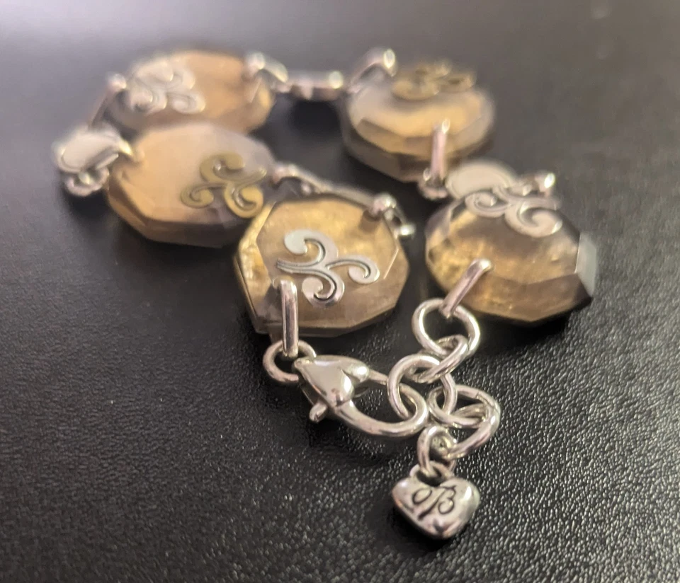 Pulseira de Colecionador Brighton - Rolo de Prata Brilhante Tom Dourado, Concha de Verão - Imagem 1 de 4