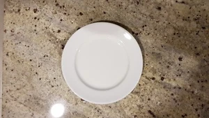 NORITAKE Contemporary Fine China White Small Desert Plate / Saucer Plate 6-1/2" - Picture 1 of 3