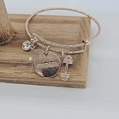 Brazalete Mary Kay "Fuerza" Grabado Oro Rosa por RJ Graziano Estrás Barra Campana Foto 1 de 4