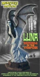 Mark Of The Vampire Luna Vampire With Wings Model Kit 051MM10 - Picture 1 of 8