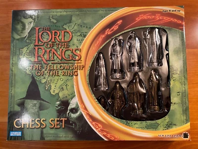 The Lord Of The Rings, The Fellowhip of the Ring Chess Set, Brand New, Sealed - Image 1 of 4