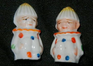 VINTAGE PORCELAIN POLKA DOT CLOWN FIGURAL SALT & PEPPER SHAKERS, POINTED HATS - Picture 1 of 3