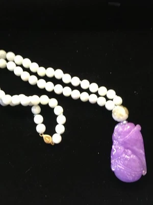 Collares de jadeíta china, ojo de tigre, lapislázuli Foto 1 de 4