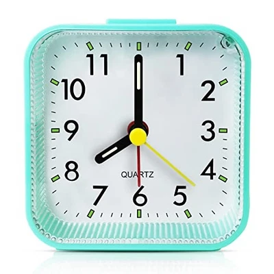 Small Battery Operated Analog Alarm Clock, Travel Clock,Quieter Bedside Green - Image 1 of 4