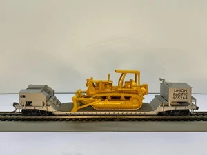 Overland Models HO Brass UP Depressed Flat w/Bulldozer - Picture 1 of 3