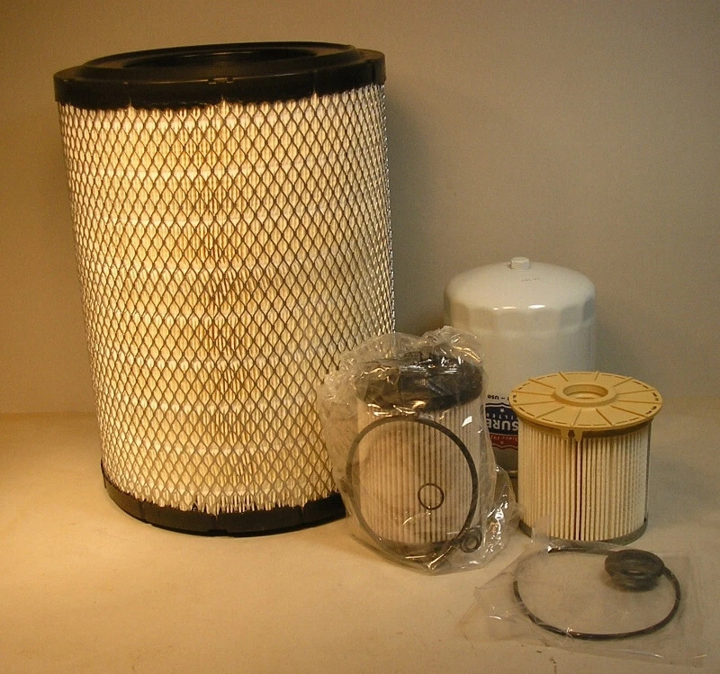 Kit de filtro de 4 piezas UD TRUCKS 2011 1 aceite 1 combustible/agua 1 combustible 1 aire CALIDAD SUPERIOR Foto 1 de 1