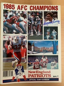 Anuario autografiado de los New England Patriots 1986 de la NFL - Imagen 1 de 1