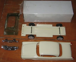 Johan X-EL 1956 Pontiac 4 porte HT 1:25 ristampa promo in scatola Jo-Han 56 - Foto 1 di 10