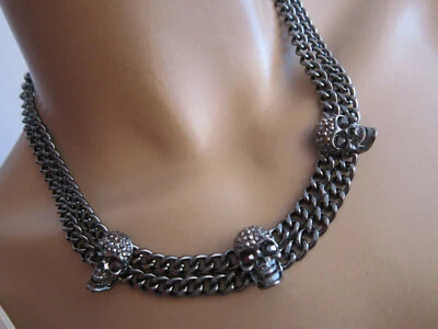 Damen Collier Hals Kette kurz Modekette Schwarz 3 x Strass Totenkopf Skull Trend - Bild 1 von 4