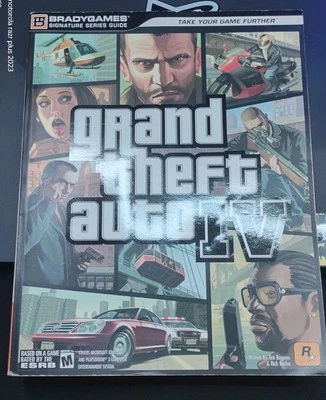 Bradygames "Grand Theft Auto IV" GTA4 Signature Series Strategy Guide/ W Map 🗽 - Image 1 of 4