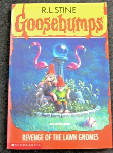 Goosebumps #34 REVENGE OF THE LAWN GNOMES R. L.  Stine 1995 - Foto 1 di 4