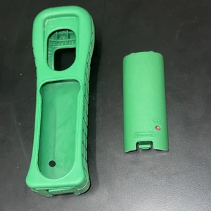 NINTENDO Wii Remote Motion Plus Bowser Silicone & Back Cover Jacket Sleeve Only - Picture 1 of 2