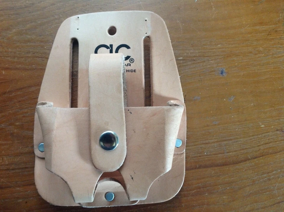 CLC Work Gear 464 Measuring Tape Holder - Image 1 of 1