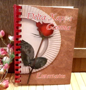 DELTA KAPPA GAMMA ENTERTAINS COOKBOOK 2007 Spiralbound Like New Fast Shipping!! - Picture 1 of 6