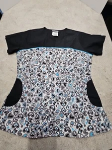 UA Scrubs Women's Black And White Heart Print Scrub Top Size M - Picture 1 of 8