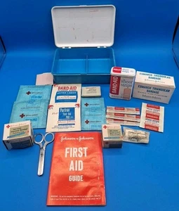 Vintage Johnson & Johnson Erste Hilfe Auto Kit 1960 mit Zubehör & Anleitung - Bild 1 von 21