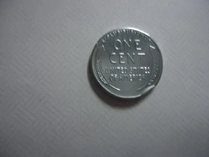1943 S LINCOLN WHEAT CENT STEEL CENT CUD CLIP - Picture 1 of 3