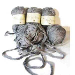 5 madejas de hilo elegante gris suave acrílico hebras de 1/4" de espesor, 57 gramos hechas en China - Imagen 1 de 3