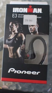 Ironman Pioneer Black E3 Sports Fully Enclosed Headphones Earphones SE-E3M New - Picture 1 of 2