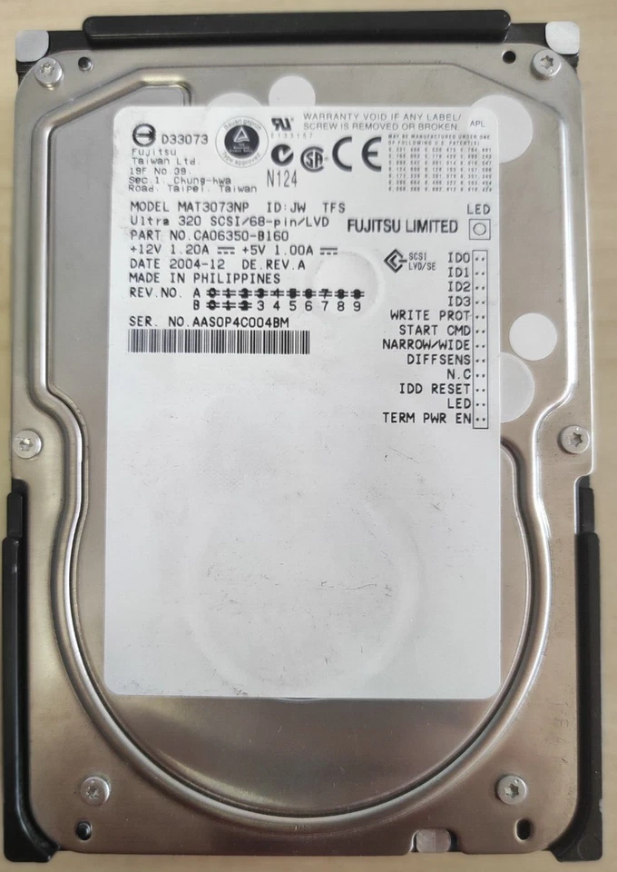 Hard Disk SCSI Ultra 320 LVD 68 pin FUJITSU MAT3073NP  73GB - Immagine 1 di 1