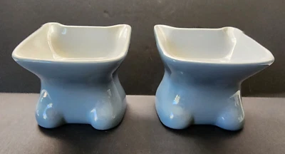 Juego de dos platos de cerámica elevados Whisker City azul y blanco 4,5 oz líquida Foto 1 de 4