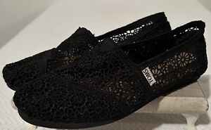 TOMS Black Lace Classic Moroccan Crochet Slip On Shoe Women's Size 8