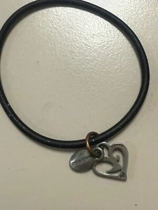 Charity Charms / Herz Band Armband / 2009 / Cleveland - Bild 1 von 9