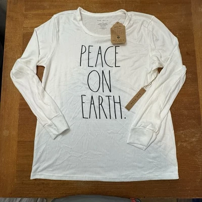 Pijama Rae Dunn para hombre SOLO TOP TALLA MEDIANA "PAZ EN LA TIERRA" C14 Foto 1 de 4