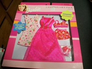 Vintage 2000 Barbie 68585 3 Fashion Gift Pack Pink - Bild 1 von 2