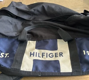 Vintage Tommy Hilfiger Duffel/travel/gym Bag Navy 24x10x14 W/packable Carry All - Picture 1 of 13