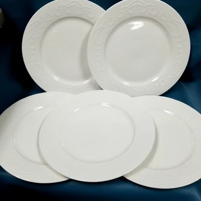 Juego de 5 platos de cena Pfaltzgraff Charlotte blancos en relieve 11" Foto 1 de 4