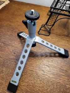 Foldable Metal Mini Tripod with Ball Head Made In Taiwan - Picture 1 of 6