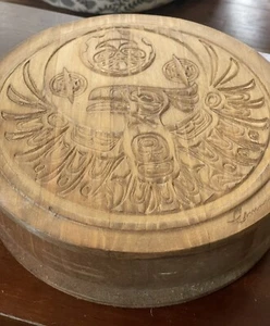Solid Wood Hand Carved Smoke Box Signed Clarence A. Wells 10” - Picture 1 of 10