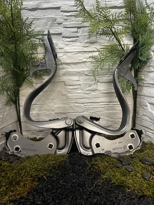 2012-2017 Fiat 500 Hood Hinges - Image 1 of 4
