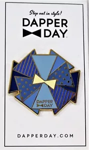 Alfiler de día azul para eventos Disney Dapper - Imagen 1 de 1