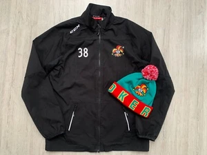 CCM JOKERIT Helsinki Finnland Suomi Eishockey Jacke Mütze Hockey Jacket Hat S - Bild 1 von 24