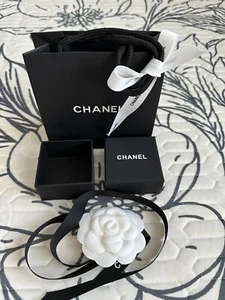 Chanel Box Geschenkset. Gut für Schmuck. Pls Größe siehe Bilder. Gebraucht guter Zustand - Bild 1 von 11