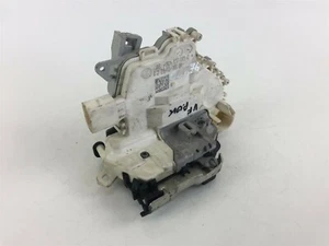 C2676 AUDI DOOR LOCK 811837015C - Picture 1 of 4