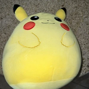 Squishmallows Pokemon Pikachu 14 en Peluche - Amarillo - Imagen 1 de 5