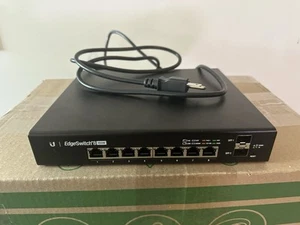 Ubiquiti ES-8-150W EdgeSwitch 8, 8-Port Managed PoE+ Gigabit Switch - Afbeelding 1 van 1