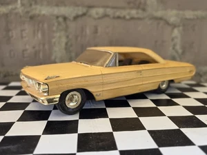 AMT 1964 '64 Ford Galaxie 500 XL Built Plastic Model Car Kit 1:25 Screw Bottom - Picture 1 of 8