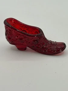 Ruby Red Glass Figurine Shoe - Picture 1 of 4