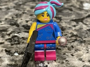 Lego Flashback Lucy Minifigure Lego Movie 2 Collectible CMF coltlm2-9 Complete - Picture 1 of 4