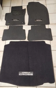 Alfombrillas cruzadas originales Toyota Corolla 2022-2024 PT919-16230-20 - Imagen 1 de 1