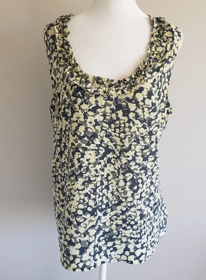Halogen Silk Blouse Artsy Abstract Sleeveless Scoop Ruffle Neck Side Zip Size XL - Image 1 of 4