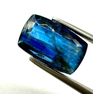 Kyanite Gemstone, Natural Blue Kyanite Sapphire Cut Loose Gemstone 3.6 Ct 12x7mm - Image 1 of 4