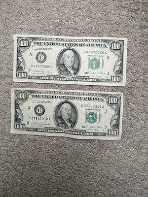 Series 1990 US One Hundred Dollar Bill $100 Philadelphia c Small Face - Image 1 of 2