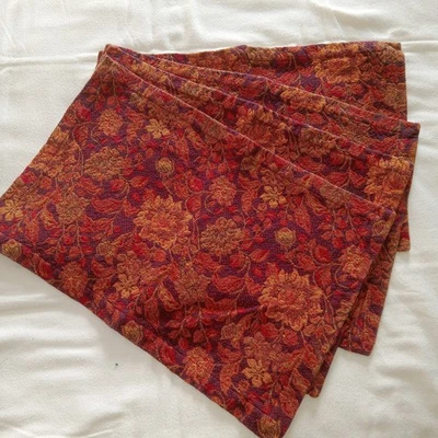 Manteles individuales tapiz cajón y barril rojo naranja púrpura algodón India 11"x17" florales  Foto 1 de 4