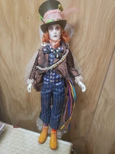 Mad Hatter Alice in Wonderland Through the Looking Glass Disney Doll Johnny Depp - Picture 1 of 7